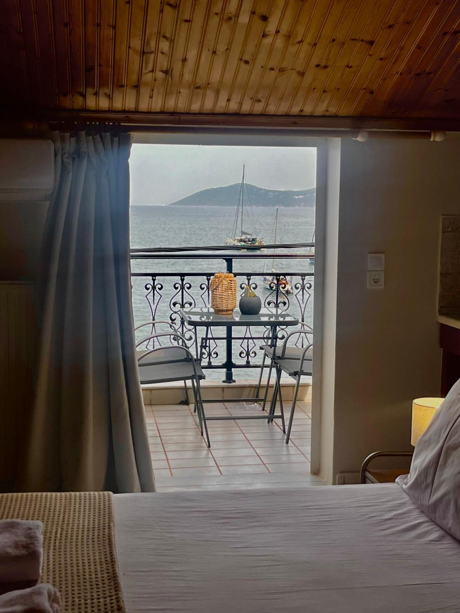 Sea Side Studios Agia Efimia Eksteriør billede